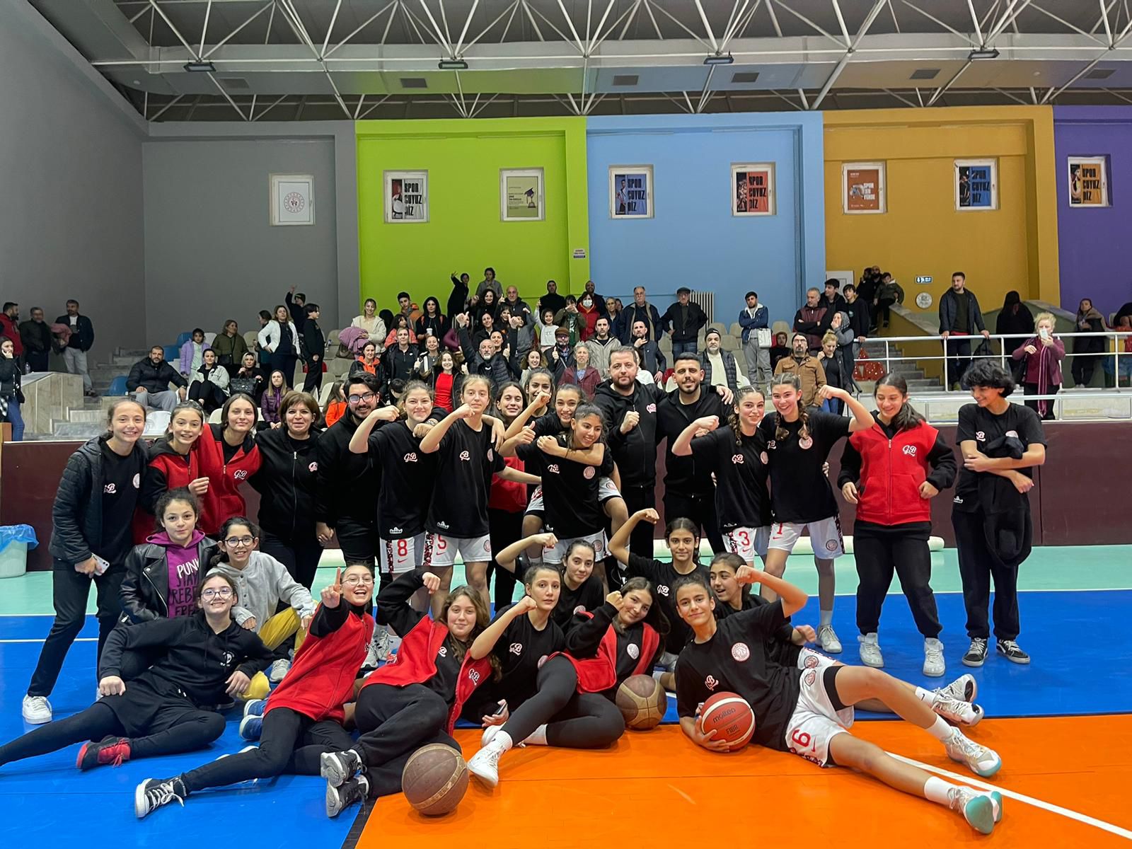 Mersin Gençlerbirliği Basketbol Takımı