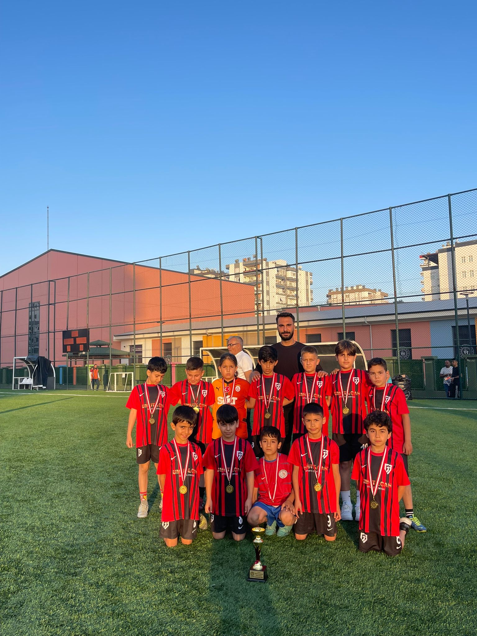 Mersin Gençlerbirliği Futbol Takımı