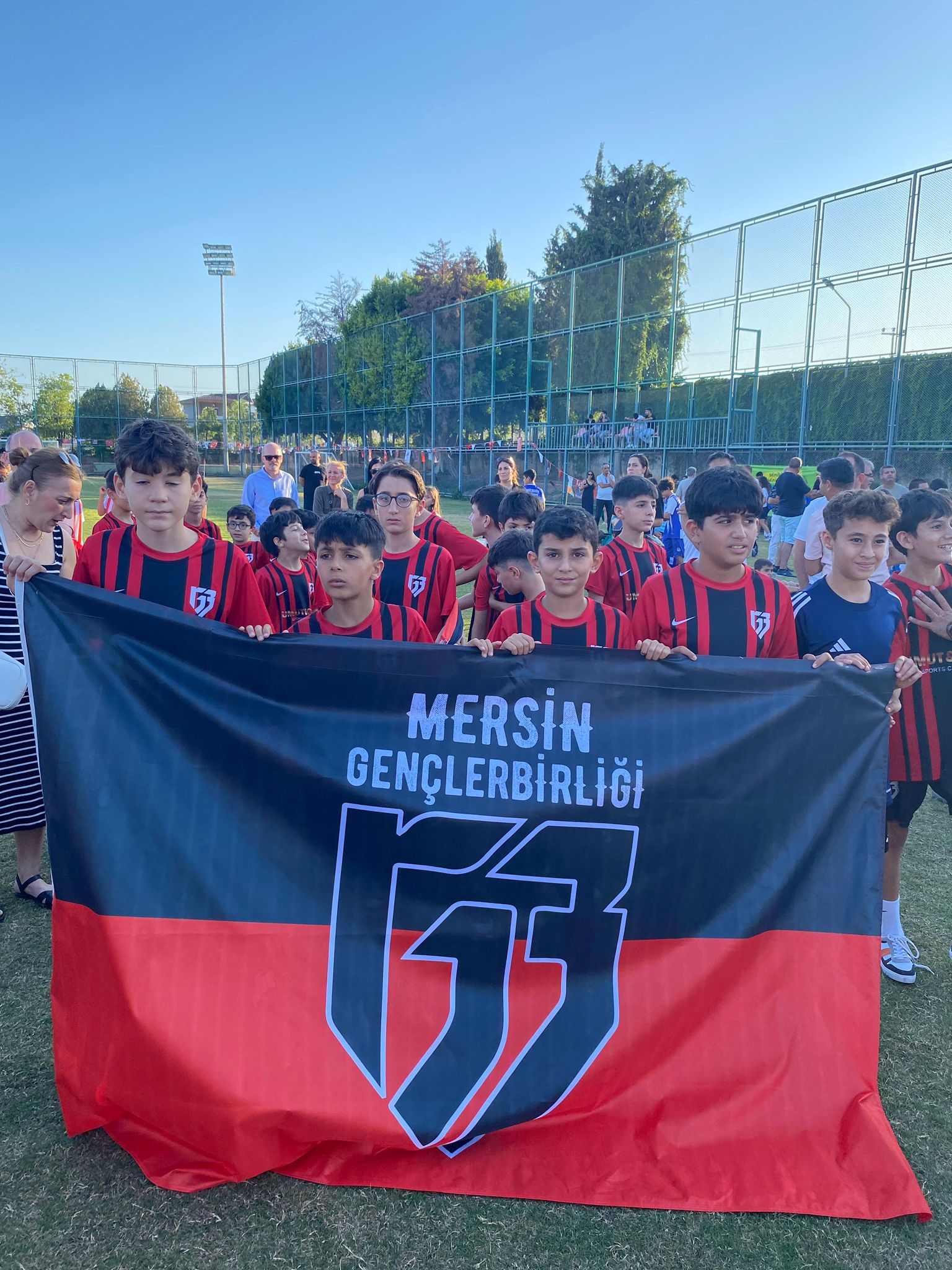 Mersin Gençlerbirliği Futbol Takımı