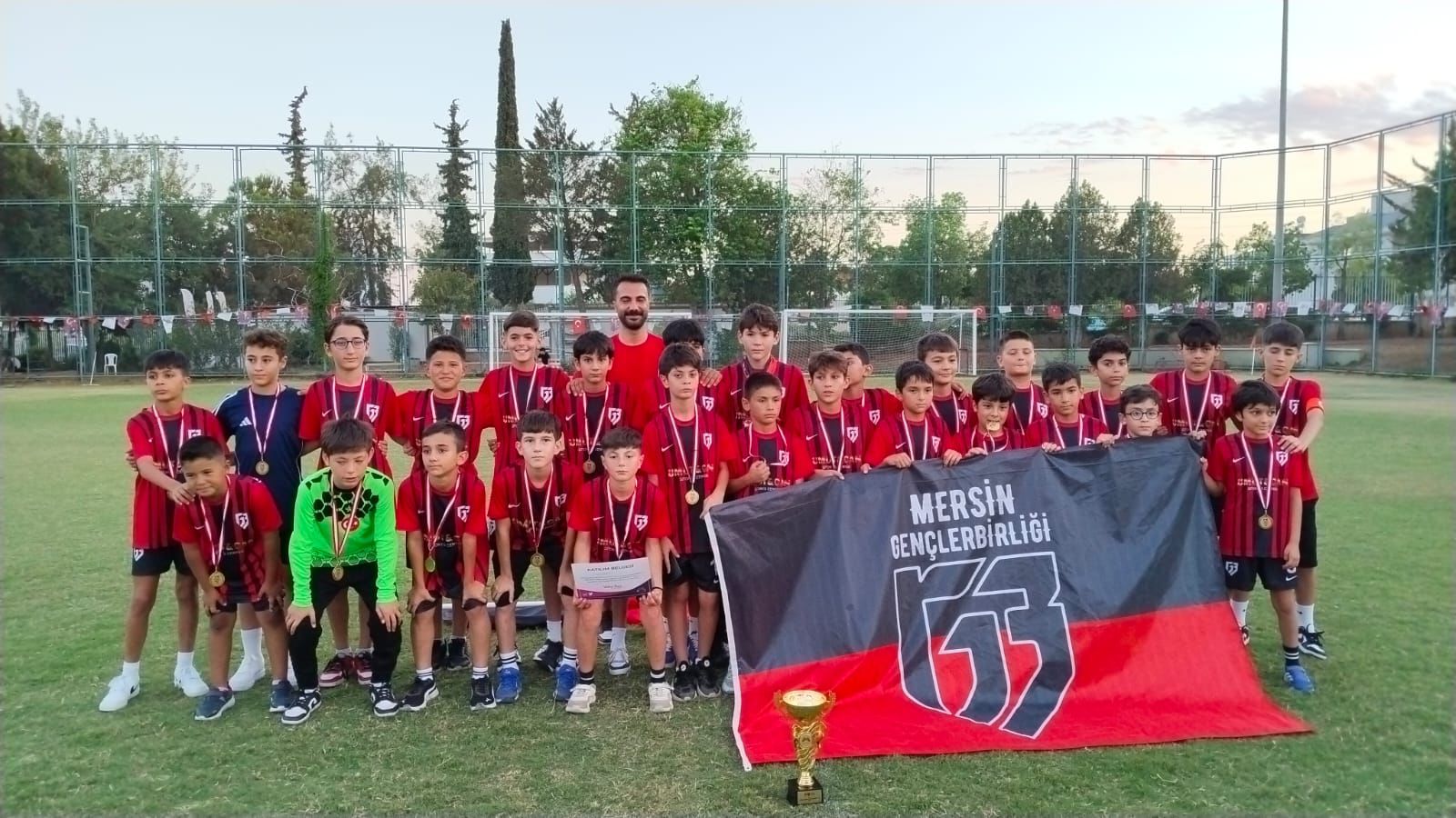 Mersin Gençlerbirliği Futbol Takımı