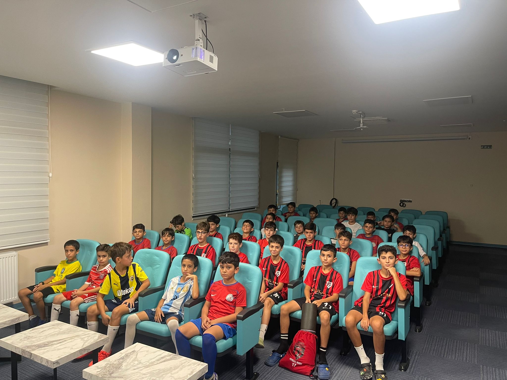 Mersin Gençlerbirliği Futbol Takımı