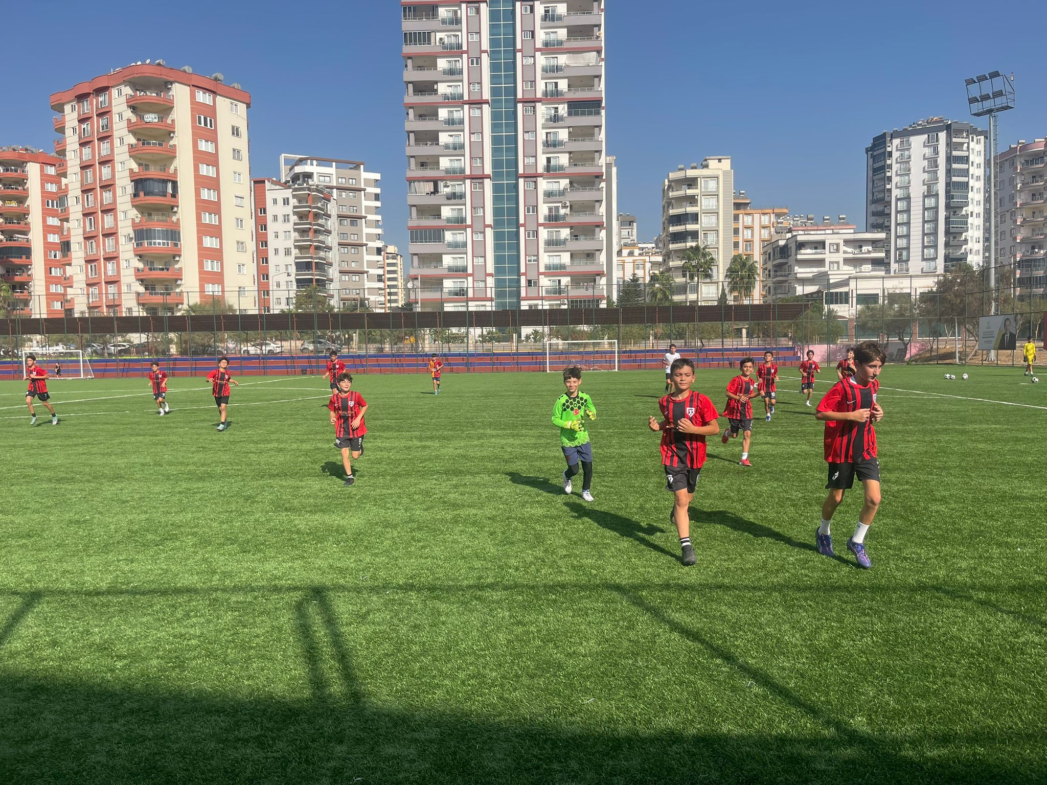 Mersin Gençlerbirliği Futbol Takımı