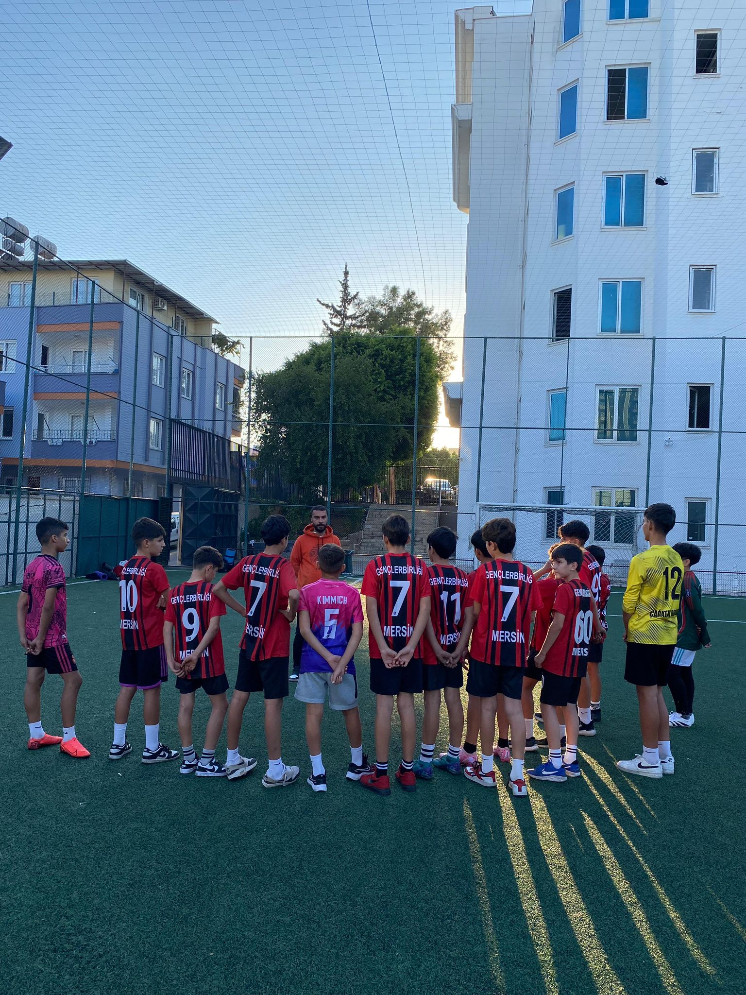 Mersin Gençlerbirliği Futbol Takımı